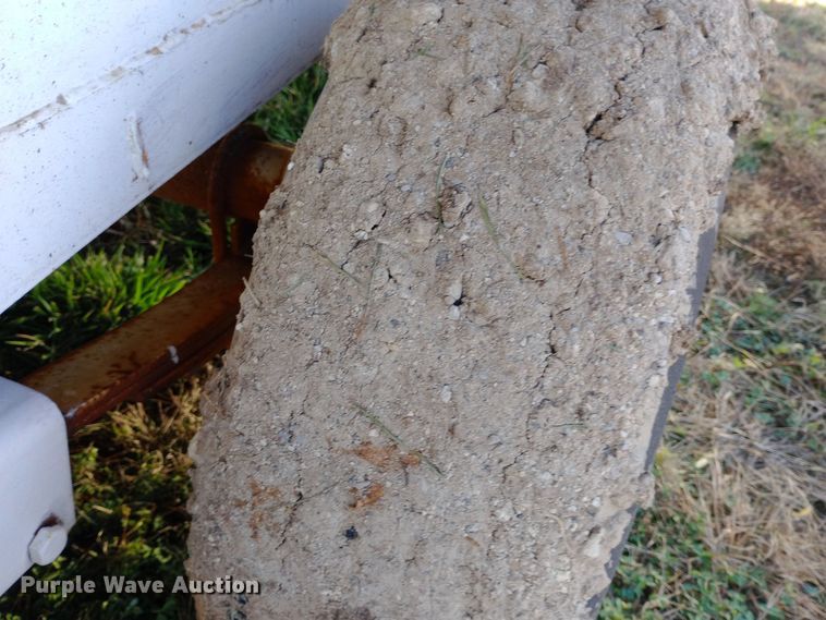 image for item DW0924 1995 Shop built livestock trailer