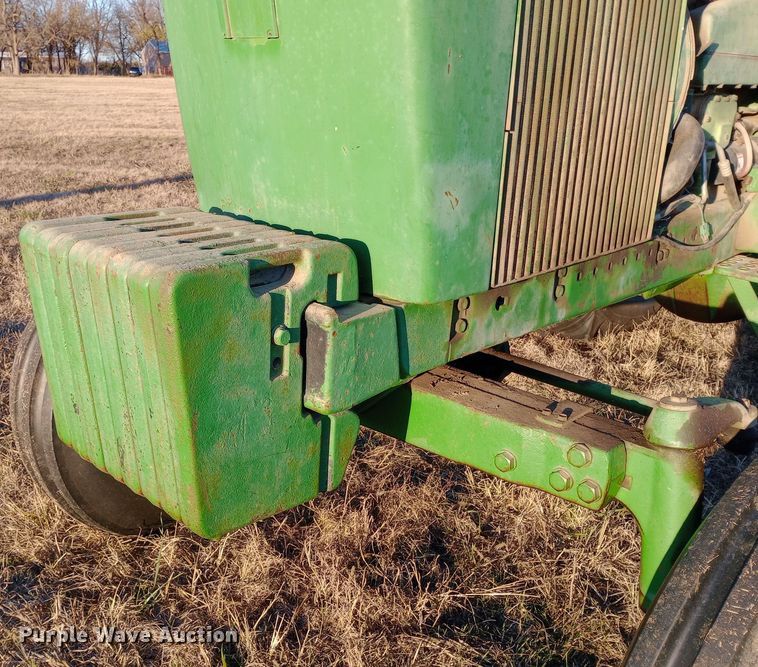 image for item DW0941 1975 John Deere 4630 tractor