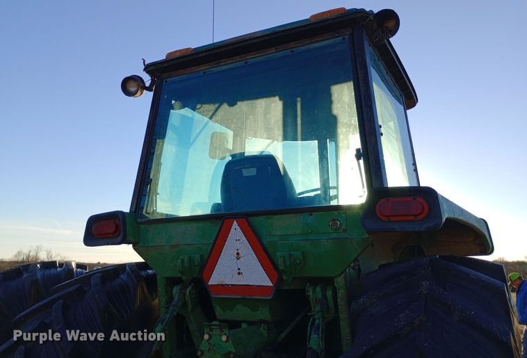 image for item DW0941 1975 John Deere 4630 tractor