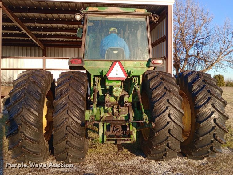 image for item DW0941 1975 John Deere 4630 tractor