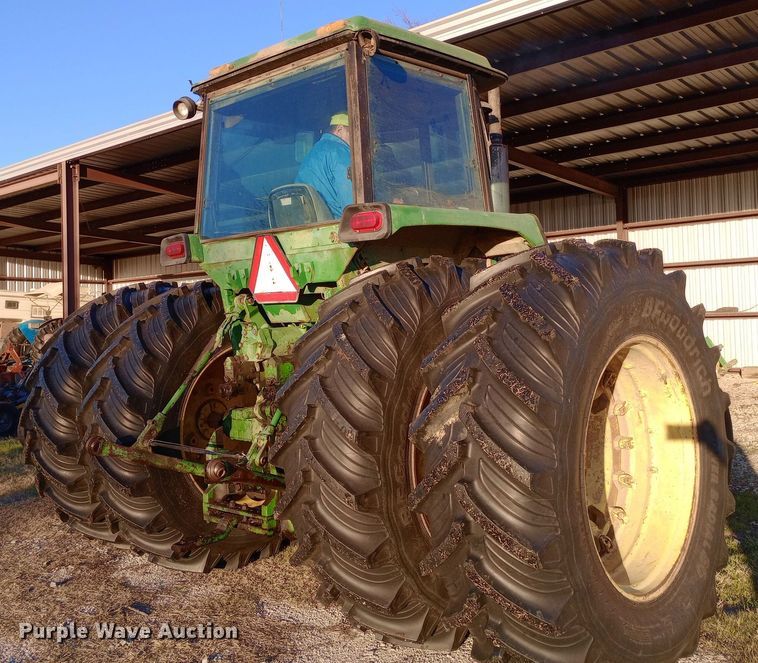 image for item DW0941 1975 John Deere 4630 tractor