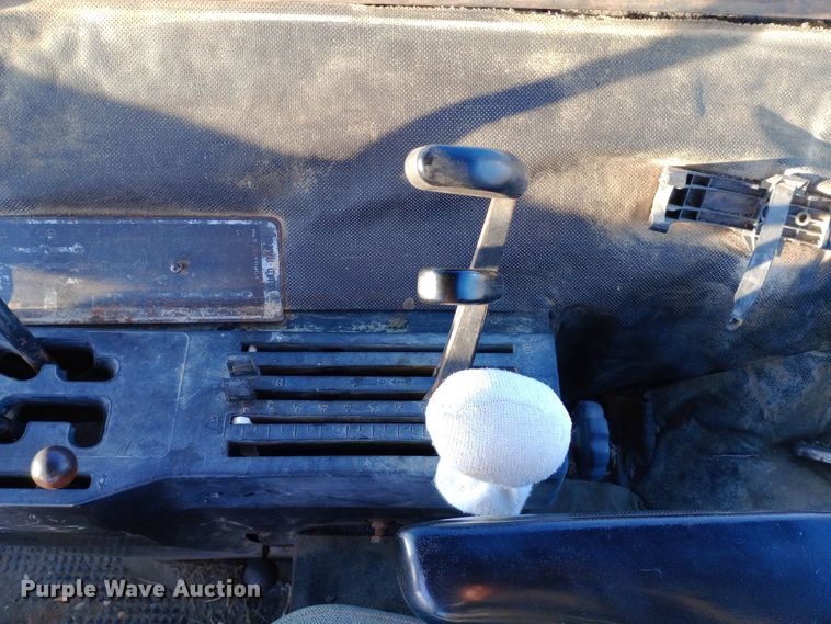 image for item DW0941 1975 John Deere 4630 tractor