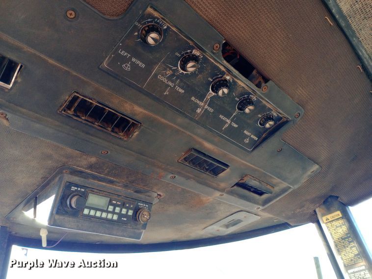 image for item DW0941 1975 John Deere 4630 tractor