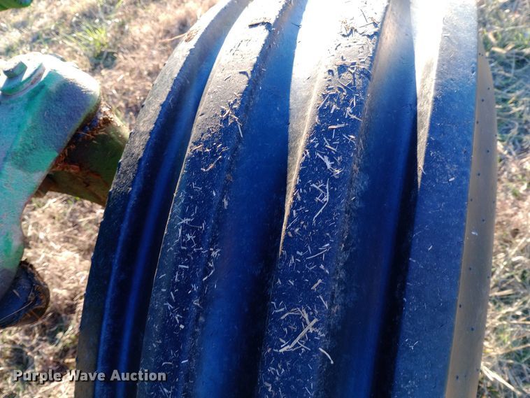 image for item DW0941 1975 John Deere 4630 tractor