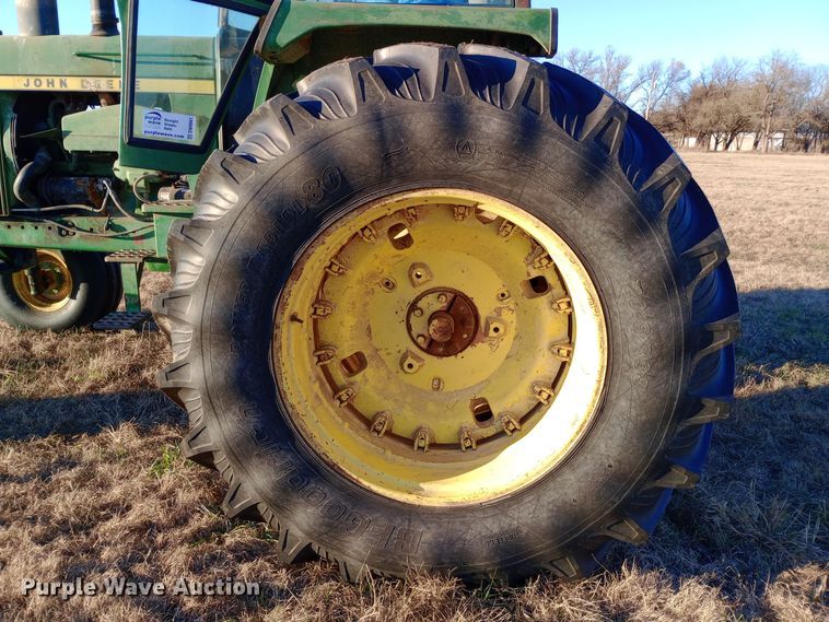 image for item DW0941 1975 John Deere 4630 tractor