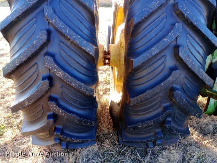 image for item DW0941 1975 John Deere 4630 tractor