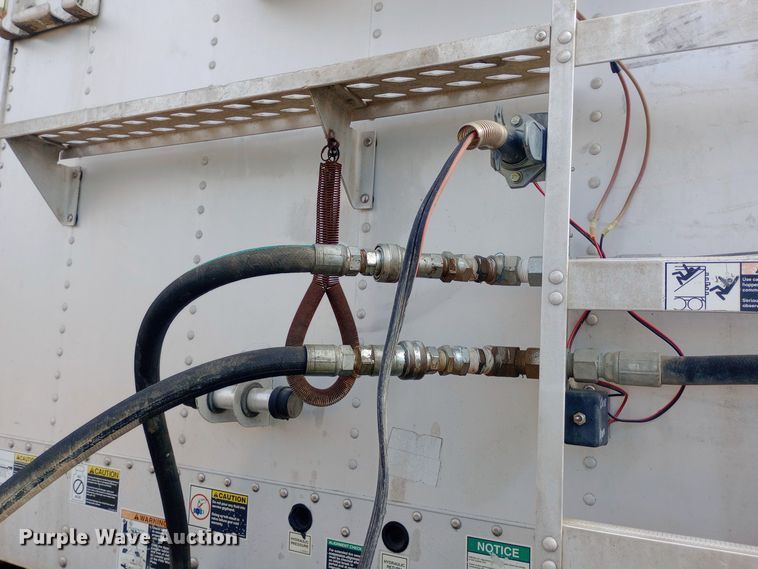 image for item DW0949 2008 Wilson  DWG-550WB live bottom trailer