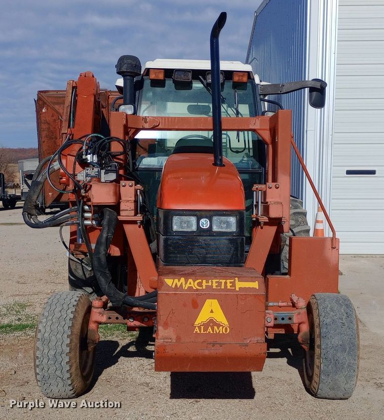 image for item DW0950 2000 New Holland TS100 tractor