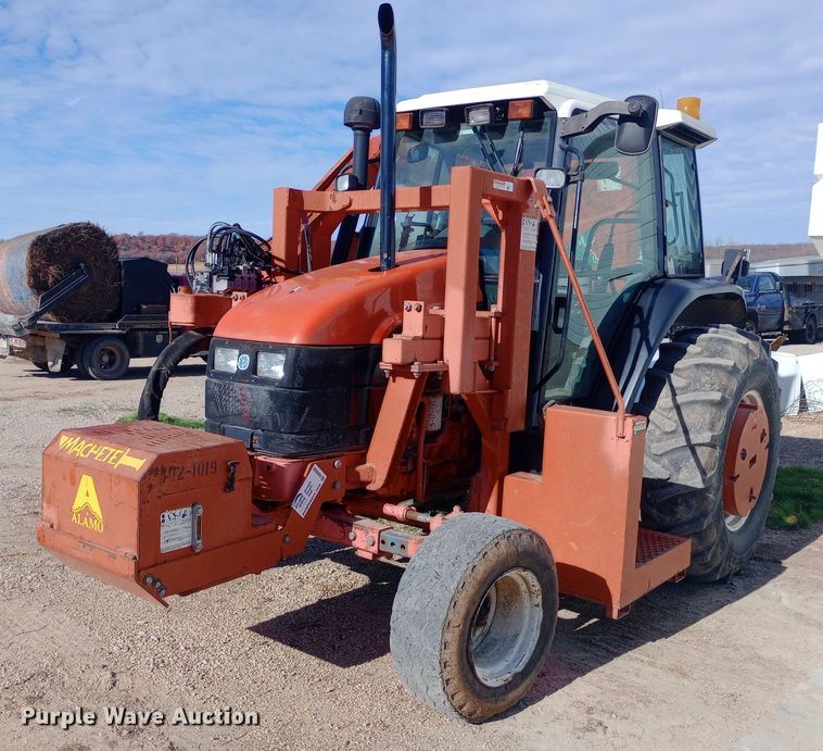 image for item DW0950 2000 New Holland TS100 tractor