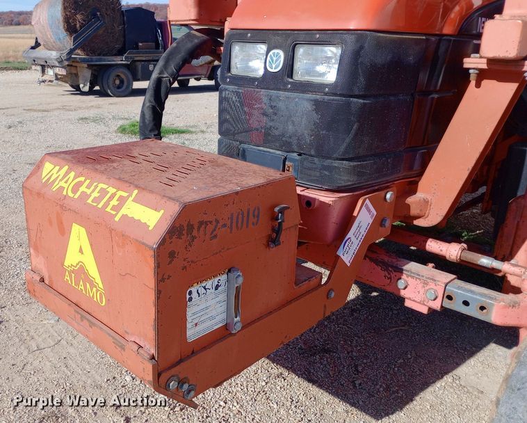 image for item DW0950 2000 New Holland TS100 tractor