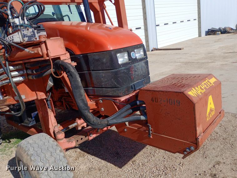 image for item DW0950 2000 New Holland TS100 tractor