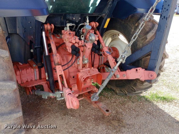 image for item DW0950 2000 New Holland TS100 tractor