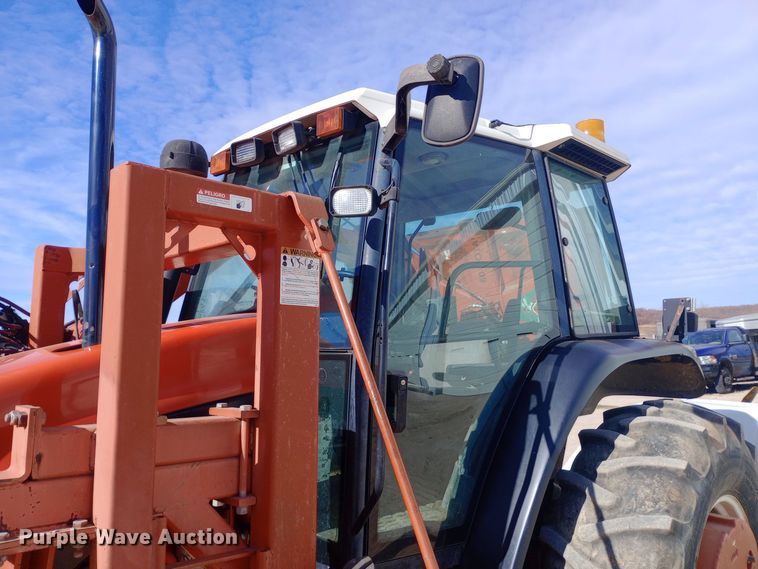 image for item DW0950 2000 New Holland TS100 tractor