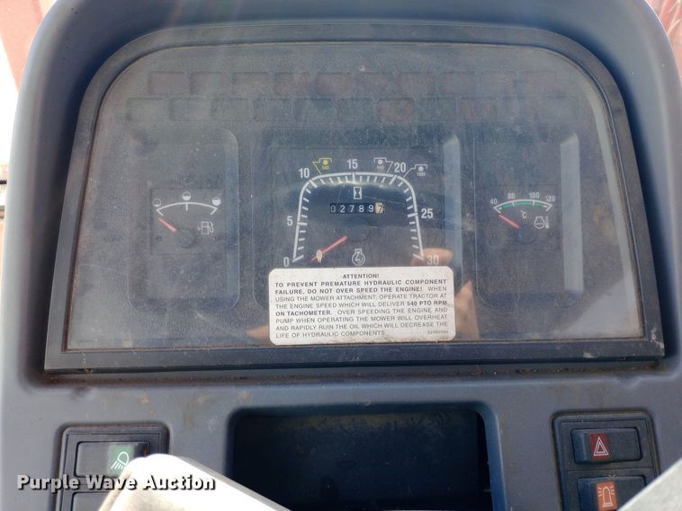 image for item DW0950 2000 New Holland TS100 tractor