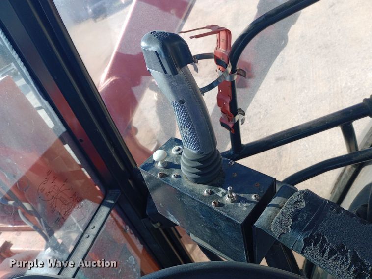 image for item DW0950 2000 New Holland TS100 tractor