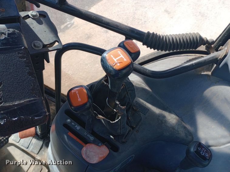 image for item DW0950 2000 New Holland TS100 tractor