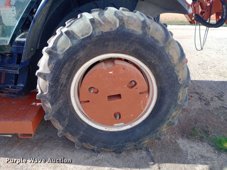 image for item DW0950 2000 New Holland TS100 tractor