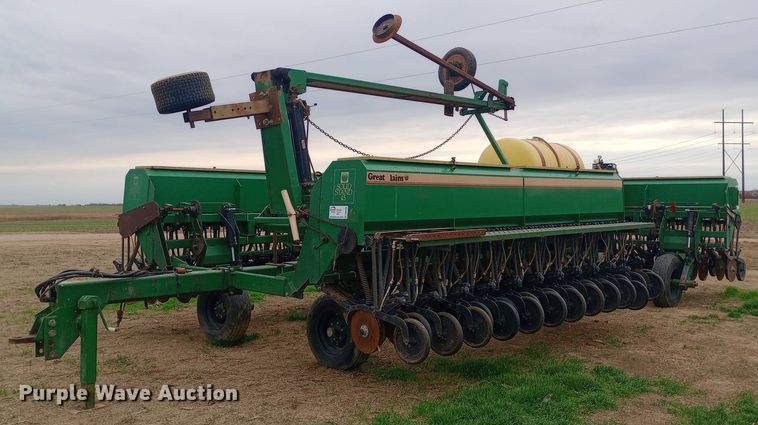 image for item DW0962 Great Plains Solid Stand 45 grain drill