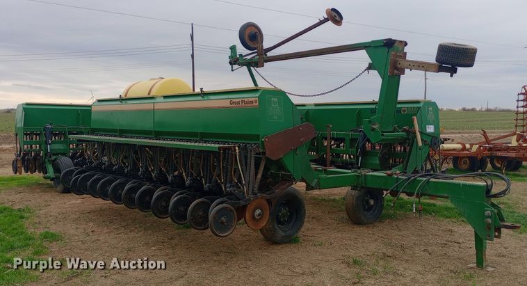 image for item DW0962 Great Plains Solid Stand 45 grain drill