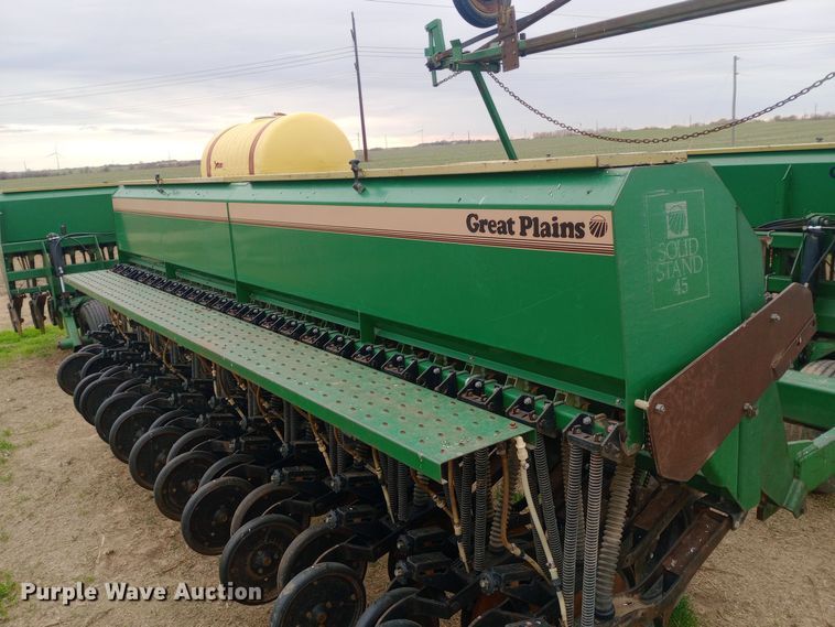 image for item DW0962 Great Plains Solid Stand 45 grain drill