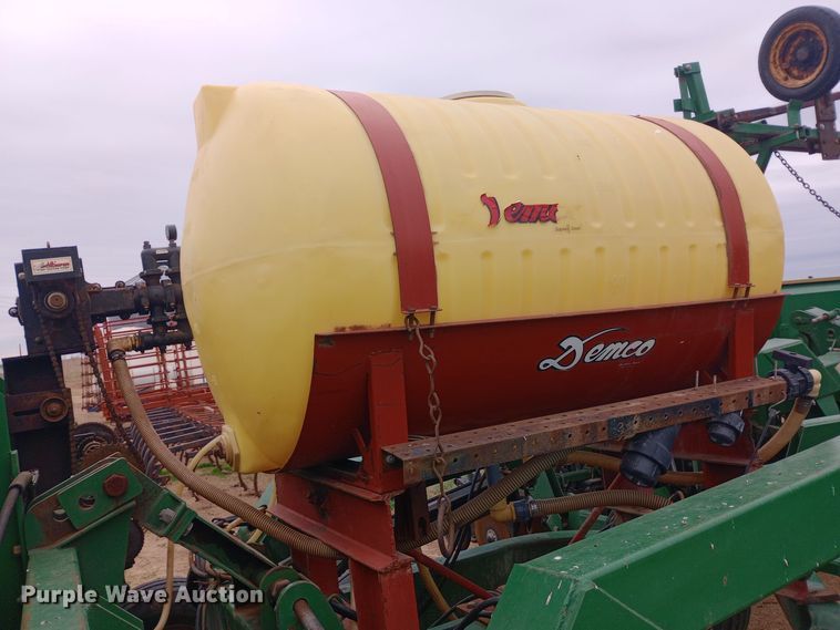 image for item DW0962 Great Plains Solid Stand 45 grain drill