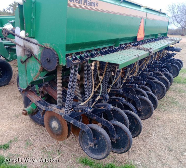 image for item DW0962 Great Plains Solid Stand 45 grain drill