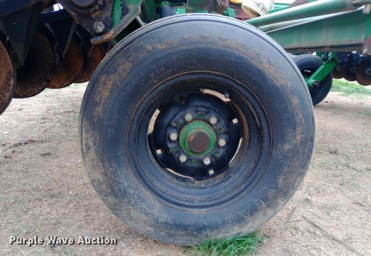 image for item DW0962 Great Plains Solid Stand 45 grain drill