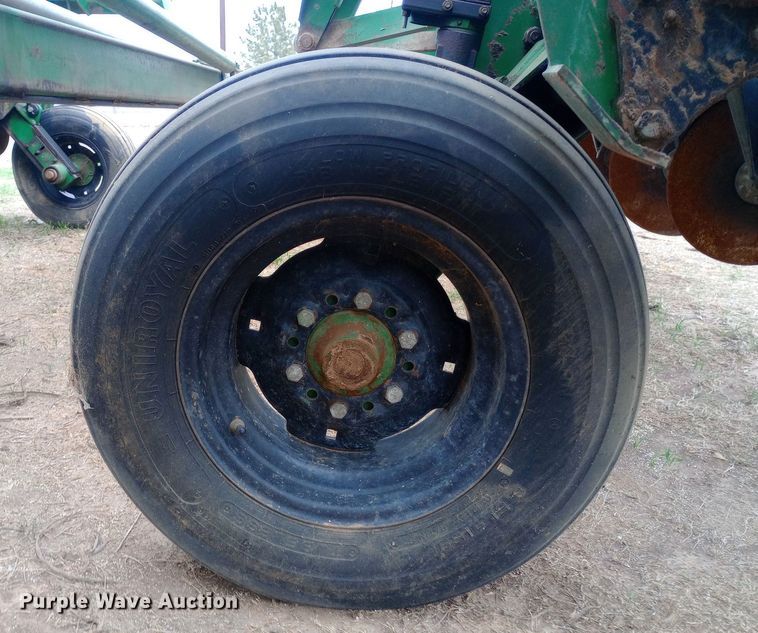 image for item DW0962 Great Plains Solid Stand 45 grain drill