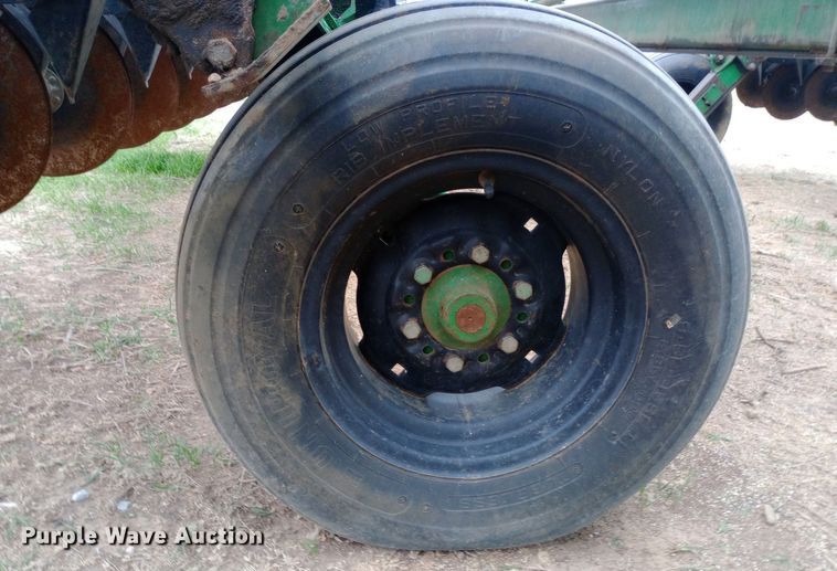 image for item DW0962 Great Plains Solid Stand 45 grain drill