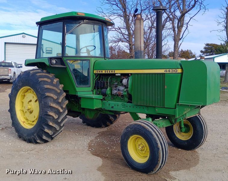 image for item DW0964 1974 John Deere 4430 tractor