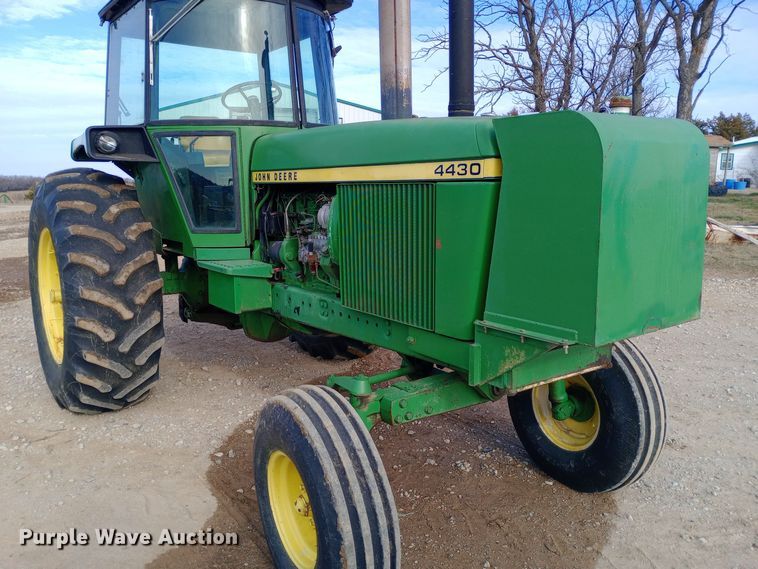 image for item DW0964 1974 John Deere 4430 tractor