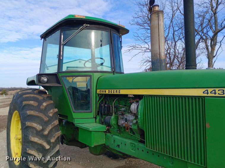 image for item DW0964 1974 John Deere 4430 tractor