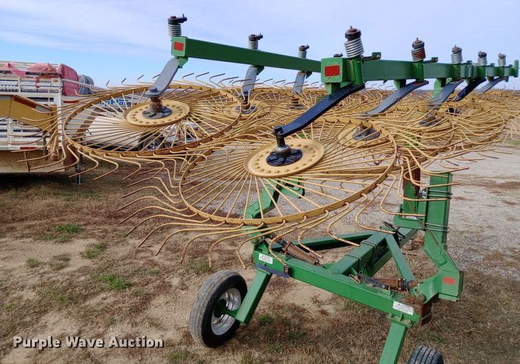image for item DW0968 Ogden Hybrid Hay Runner hay rake