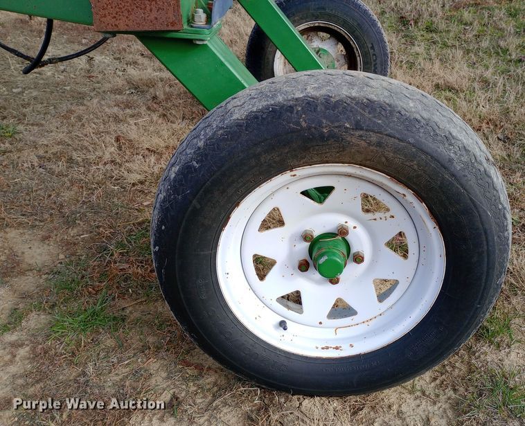 image for item DW0968 Ogden Hybrid Hay Runner hay rake