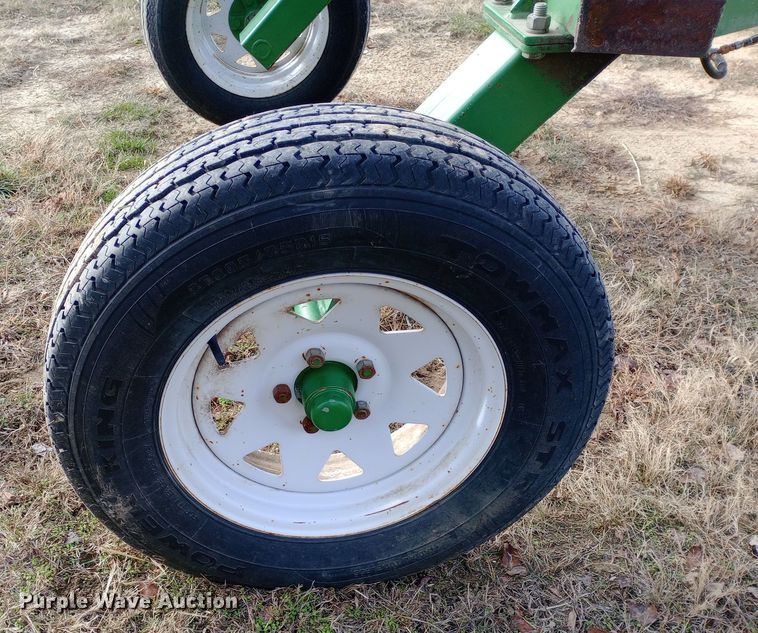 image for item DW0968 Ogden Hybrid Hay Runner hay rake
