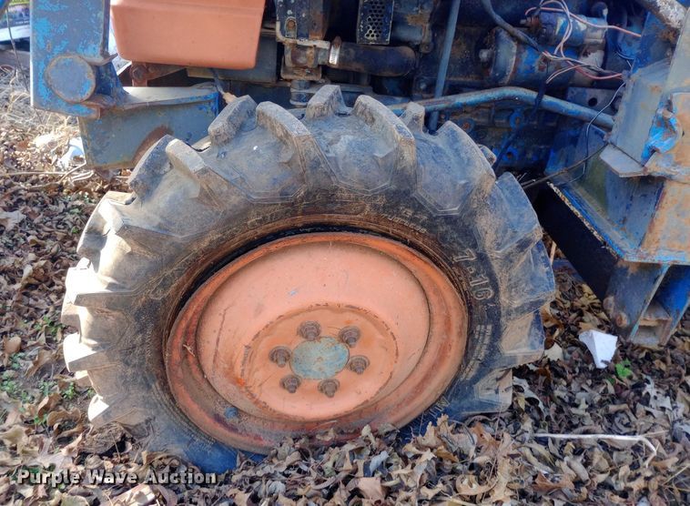 image for item DW0978 Kubota L245DT tractor