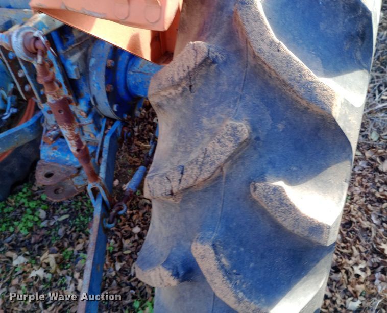 image for item DW0978 Kubota L245DT tractor