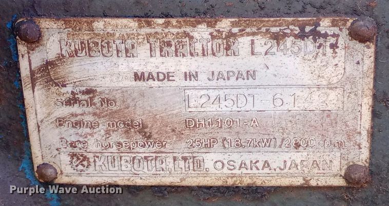 image for item DW0978 Kubota L245DT tractor