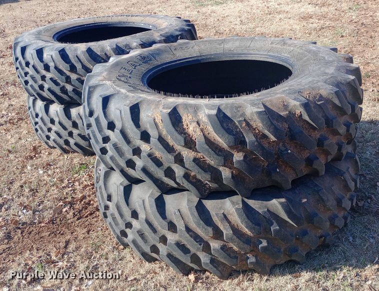image for item DW0979 (4) Goodyear Versatorque tires