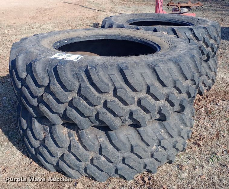 image for item DW0979 (4) Goodyear Versatorque tires
