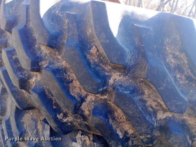image for item DW0979 (4) Goodyear Versatorque tires