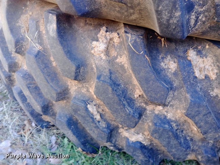 image for item DW0979 (4) Goodyear Versatorque tires