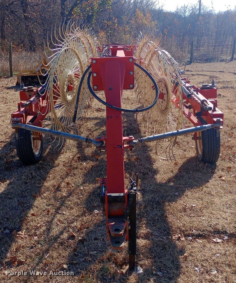 image for item DW0988 Farm King Easy Rake 12 hay rake