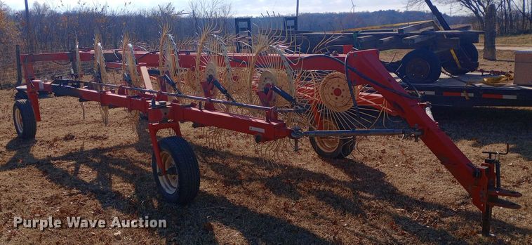 image for item DW0988 Farm King Easy Rake 12 hay rake