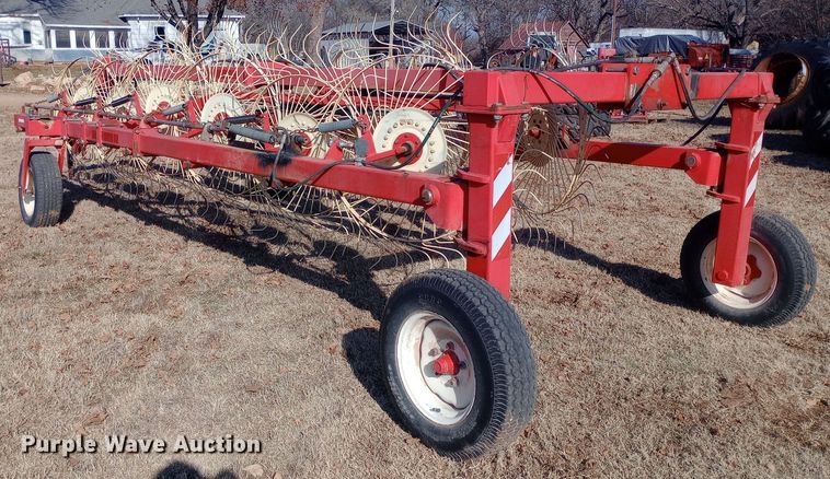 image for item DW0988 Farm King Easy Rake 12 hay rake
