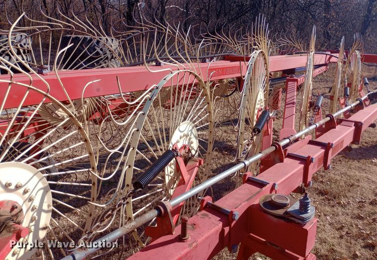 image for item DW0988 Farm King Easy Rake 12 hay rake