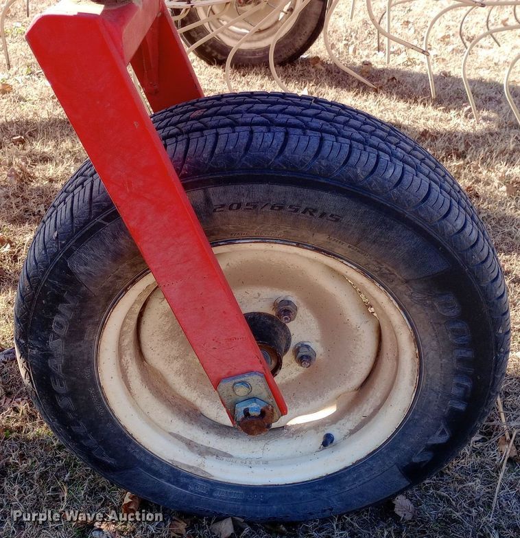 image for item DW0988 Farm King Easy Rake 12 hay rake