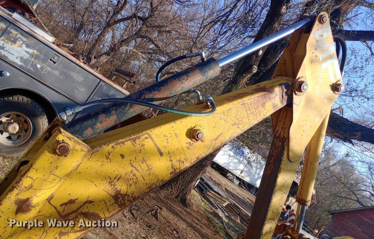 image for item DW0990 Massey Ferguson  backhoe attachment