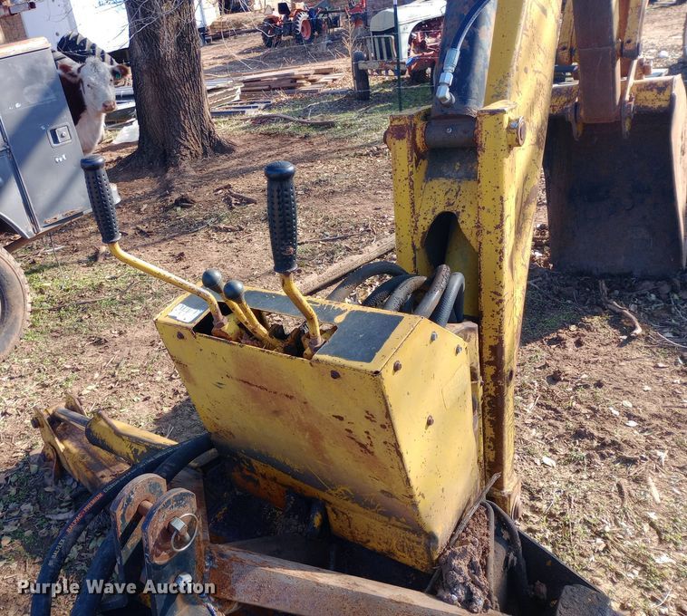 image for item DW0990 Massey Ferguson  backhoe attachment