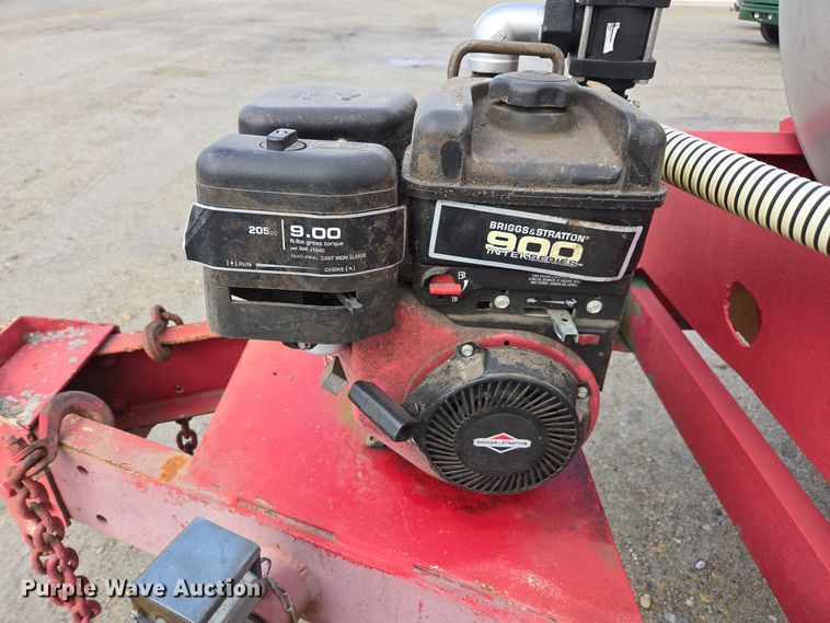 image for item DX1530 Clark tank trailer